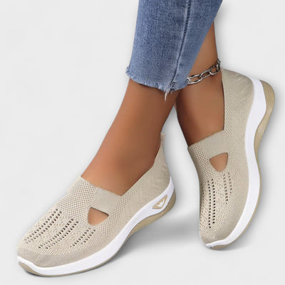 Carry - Orthopaedic slip-on shoes
